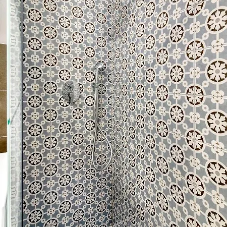 公寓 Bologna Centro Suite Ugo Lenzi, 6 *